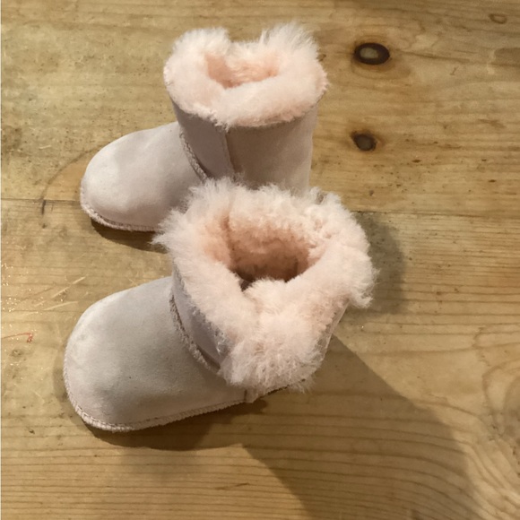 Ugg Pink Boots - Picture 6 of 9